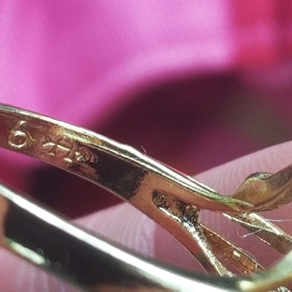 Ring - Picture 2 of 3